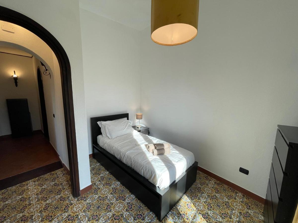 John Sea Suites Giardini Naxos Ngoại thất bức ảnh