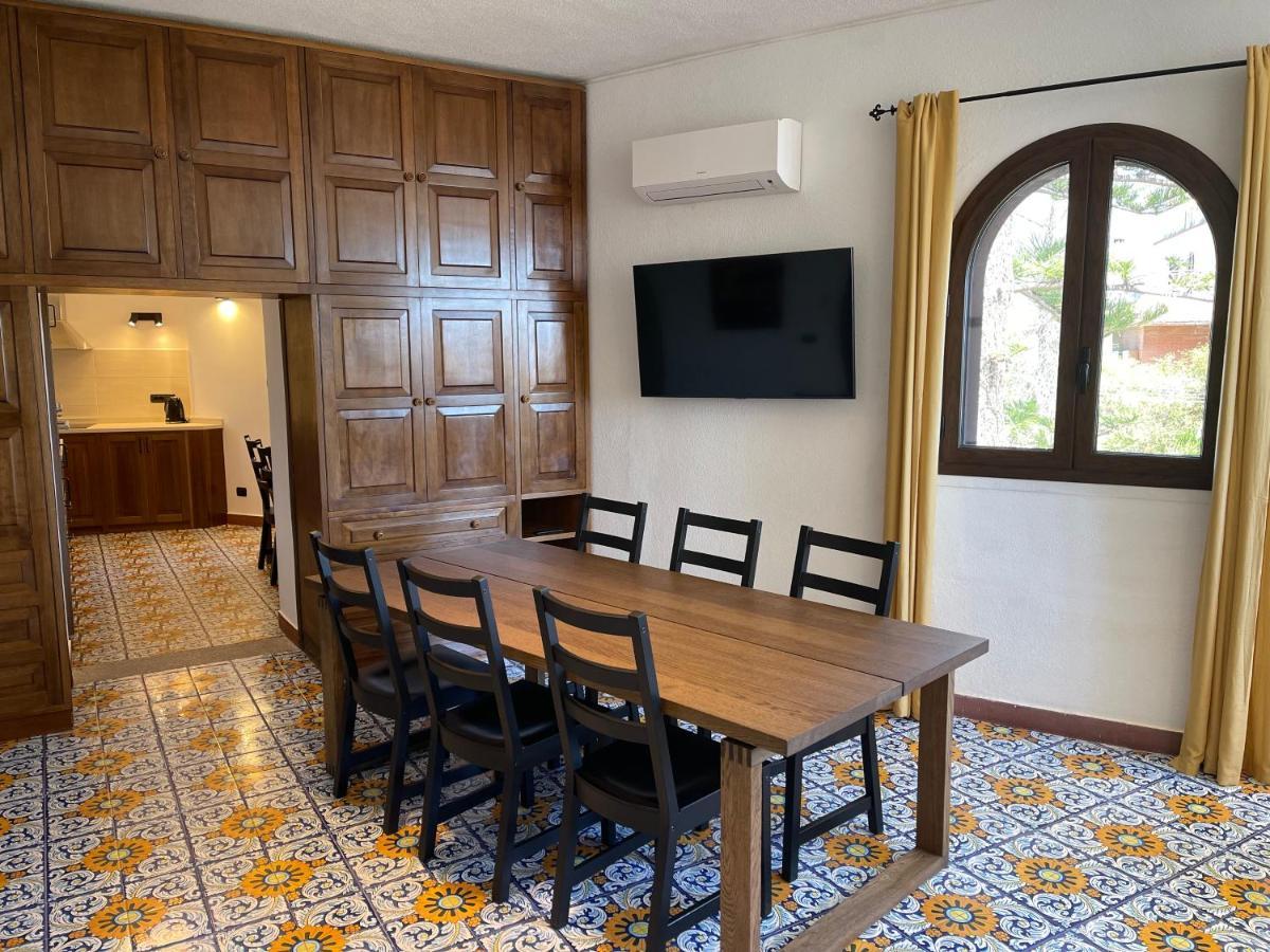 John Sea Suites Giardini Naxos Ngoại thất bức ảnh