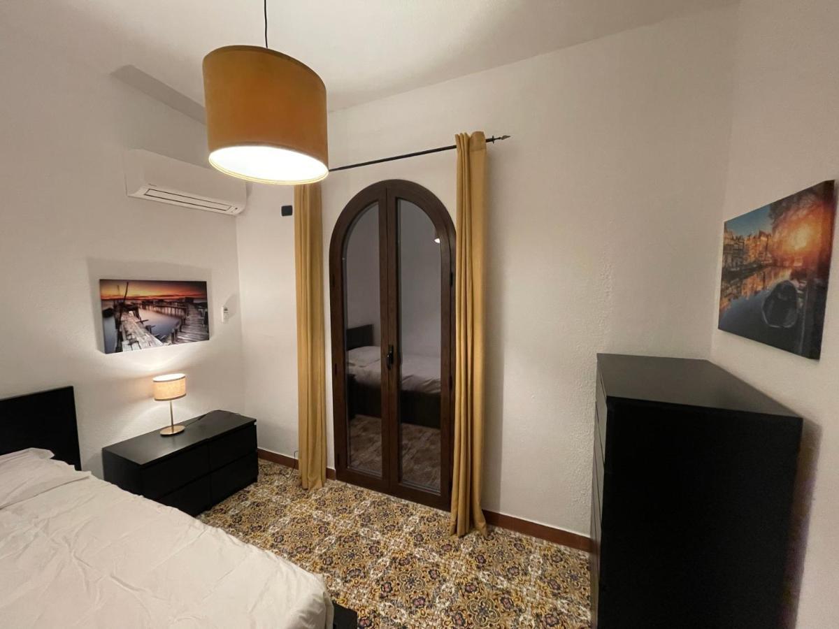 John Sea Suites Giardini Naxos Ngoại thất bức ảnh