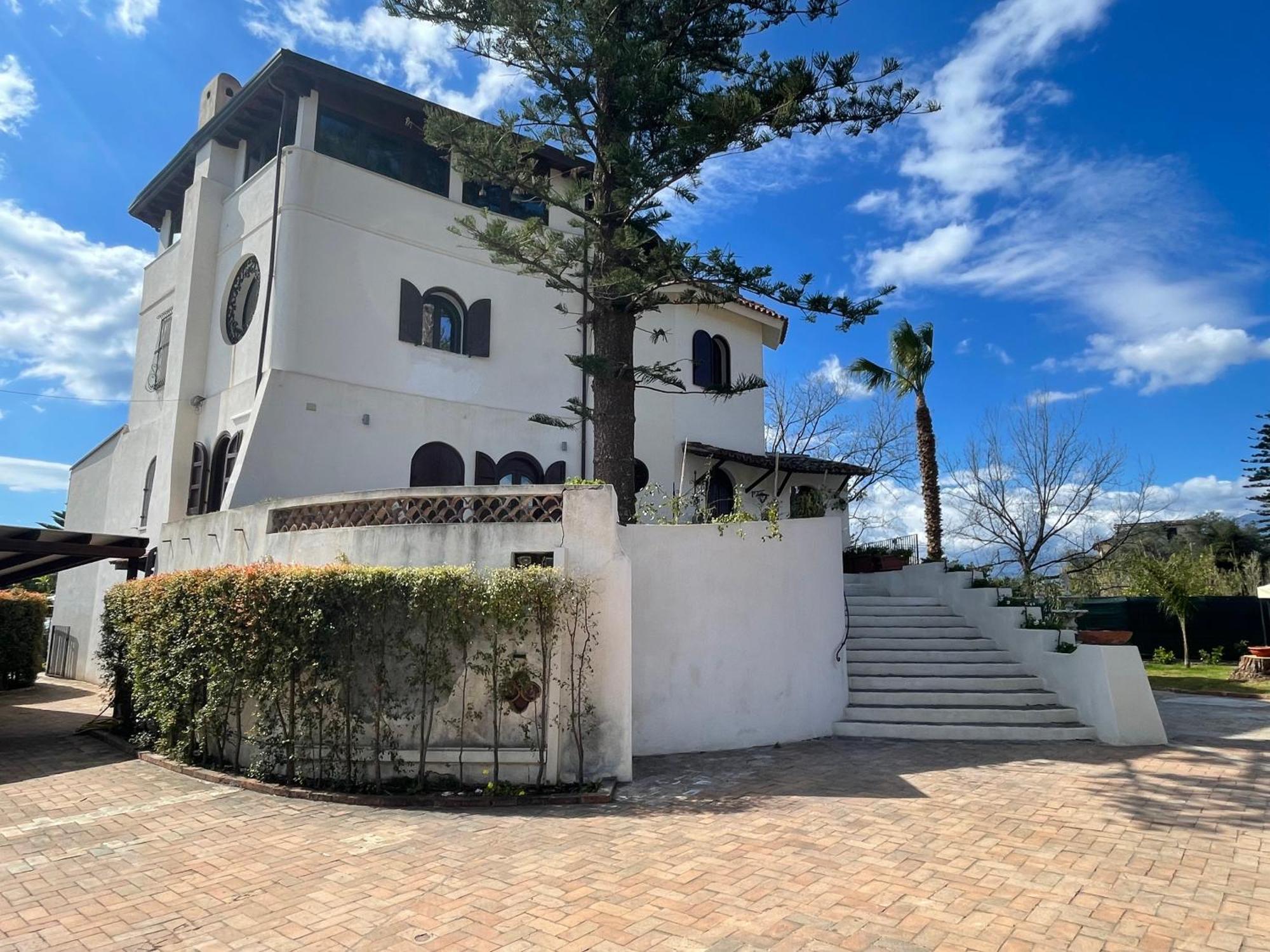 John Sea Suites Giardini Naxos Ngoại thất bức ảnh