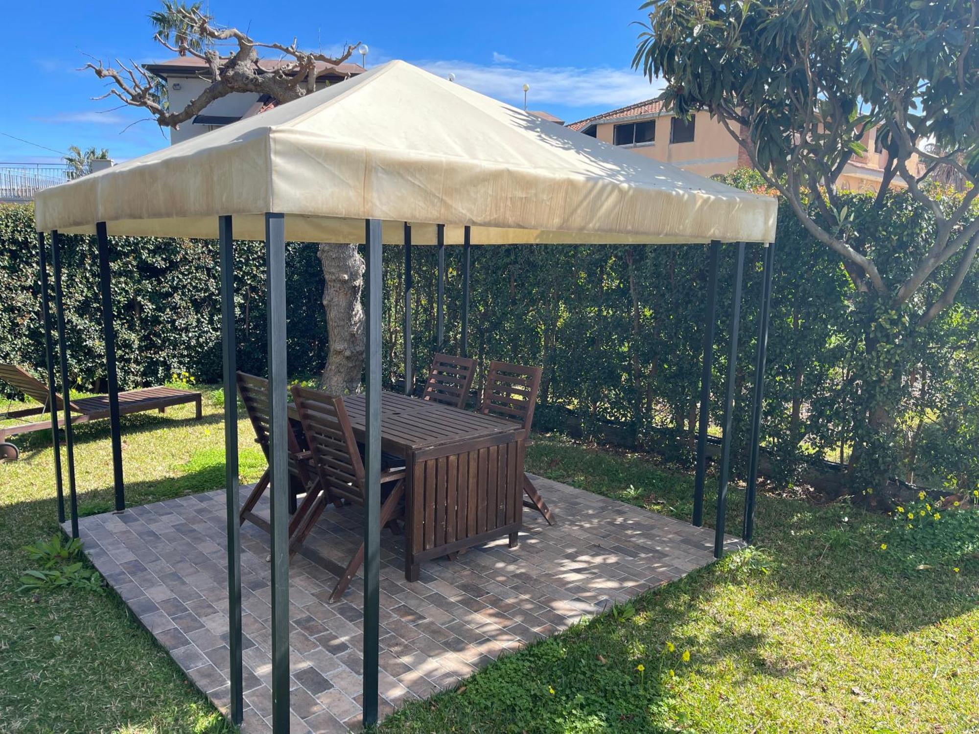 John Sea Suites Giardini Naxos Ngoại thất bức ảnh