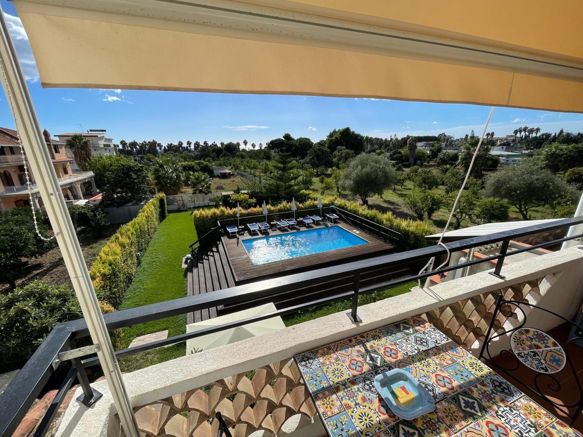 John Sea Suites Giardini Naxos Ngoại thất bức ảnh
