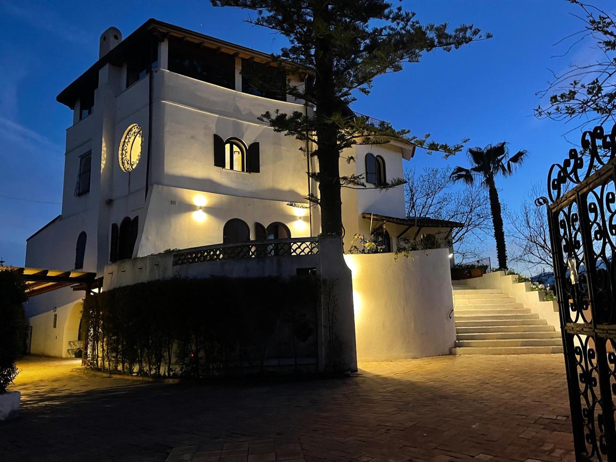 John Sea Suites Giardini Naxos Ngoại thất bức ảnh